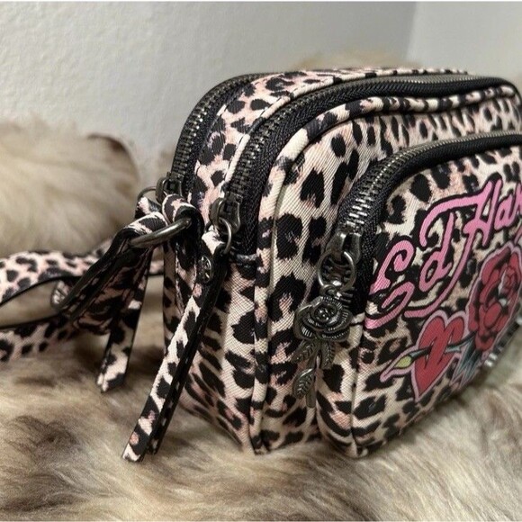 NWT Ed Hardy Heart & Rose Crossbody Bag - Cheetah Print - Picture 6 of 9